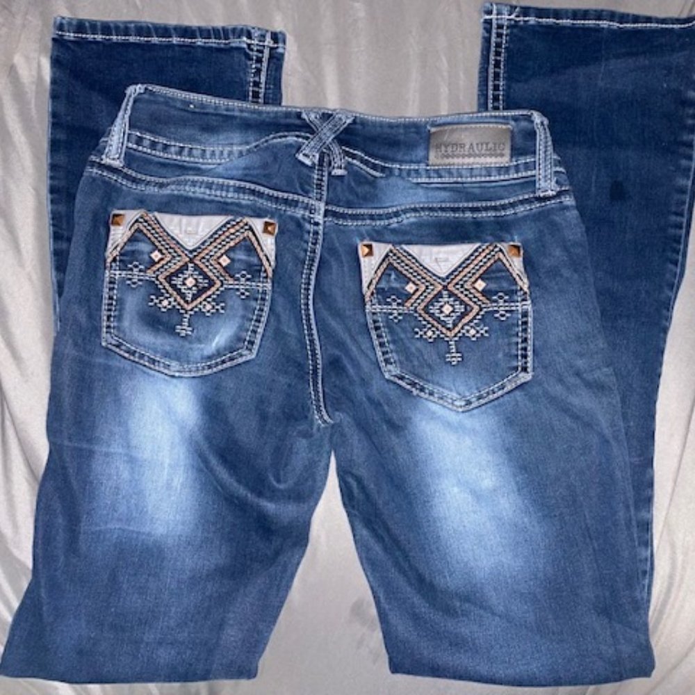 Hydraulic Stretch, Micro Boot Lola Jeans